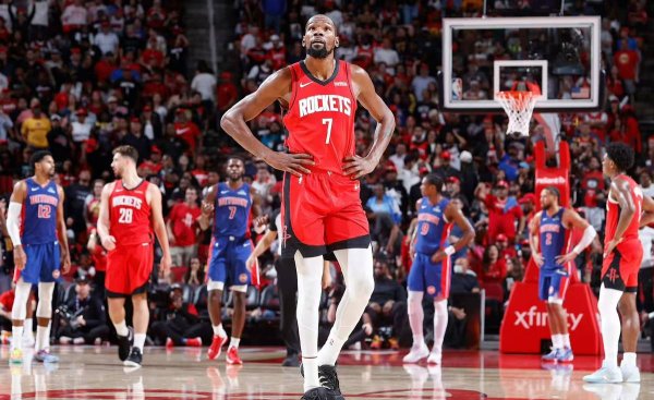 赛岳恒配资 单赛季场均35+有多难？NBA历史仅6人做到，强如科比、哈登仅1次