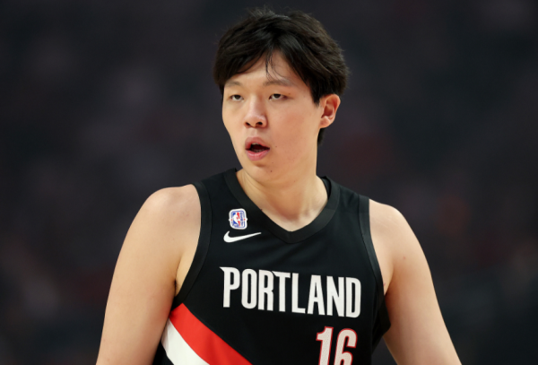 涨声操盘 杨瀚森被召回再战湖人3大展望：能否首进三分 需提升攻防效率